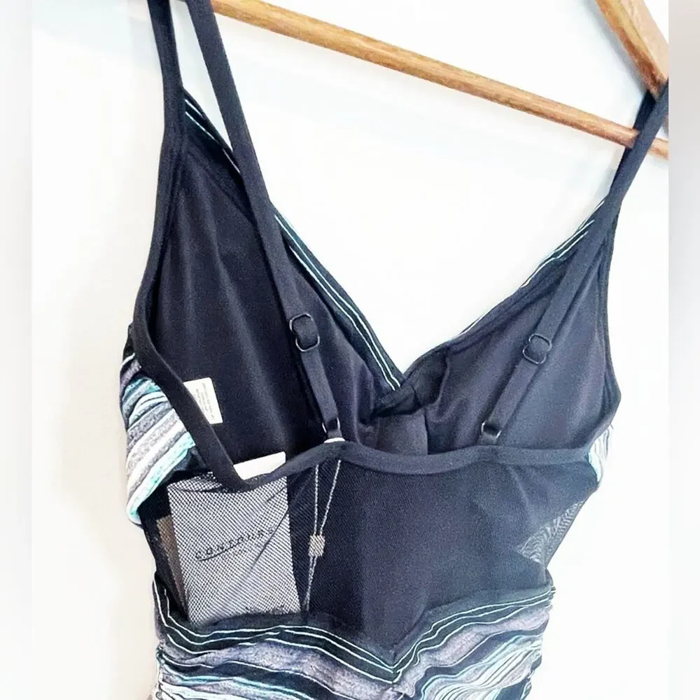 Coco Reef NEW Blue Grotto Sterling V Neck Striped Swimsuit Size 8/32 C/D - Picture 11 of 12